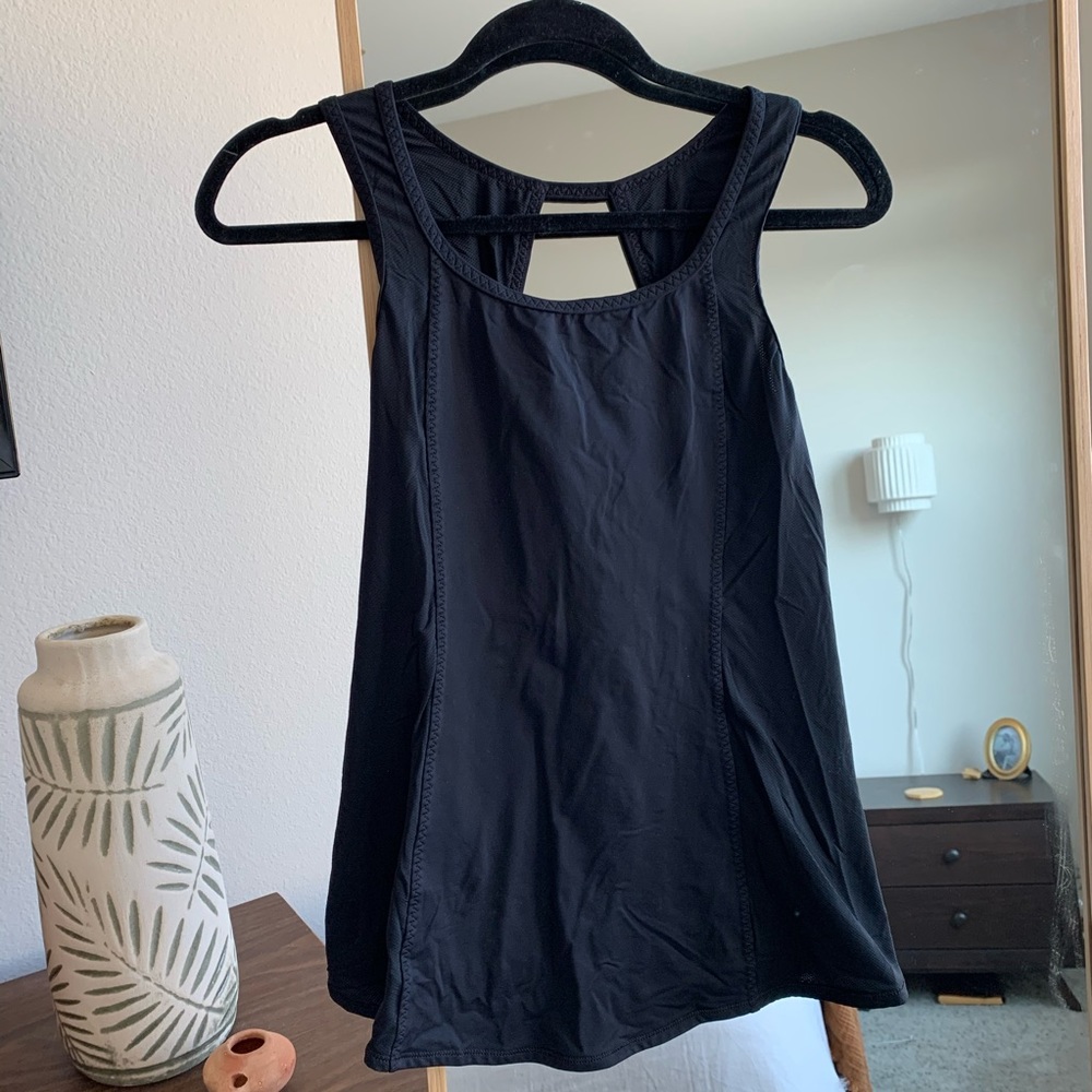 Lululemon tank top